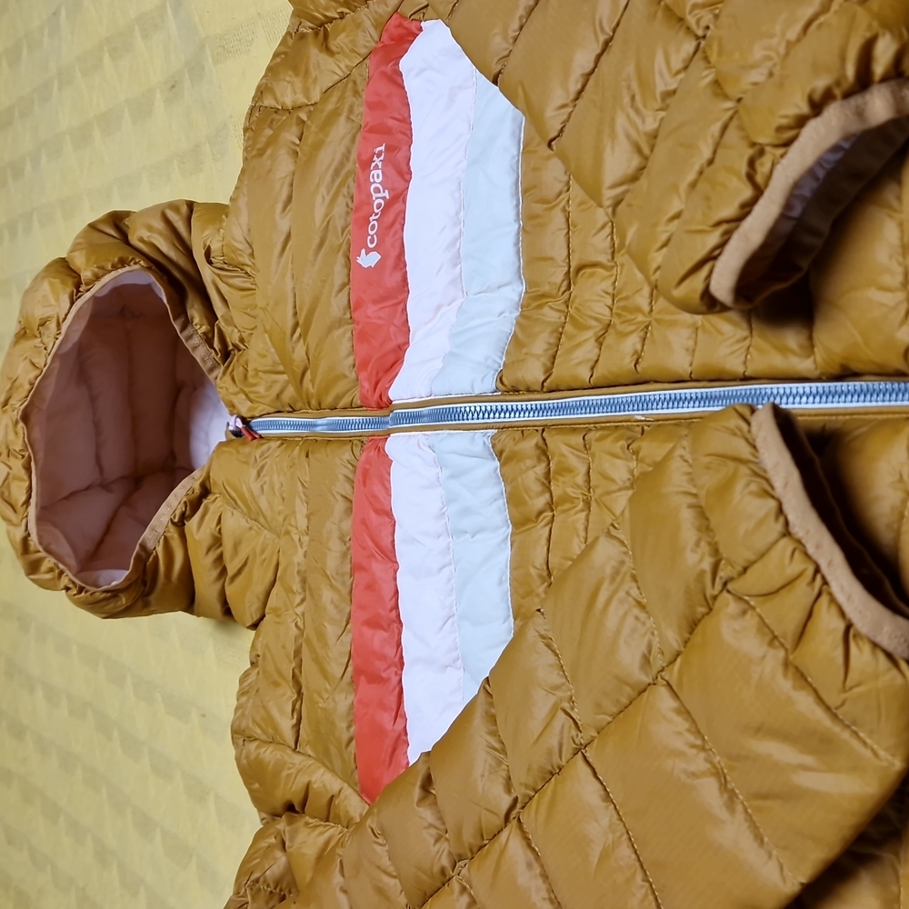 Cotopaxi Hooded Fuego Down Coat (Like New!)